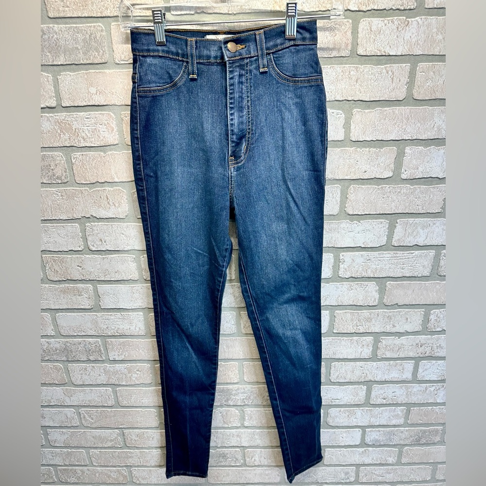 Vibrant dark blue high waisted skinny jeans. Size 5 (waist 26).